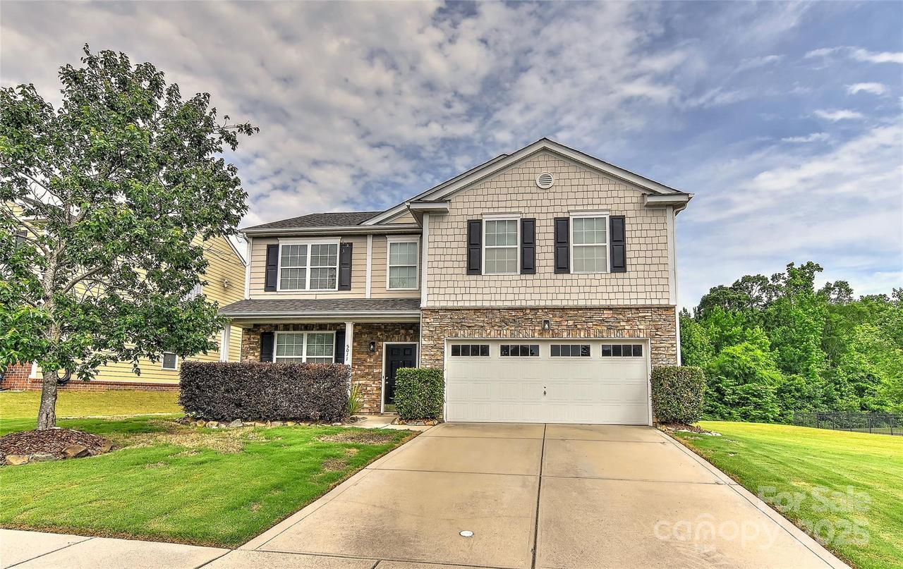 5011 Blue Stream Ln., Indian Trail, NC 28079