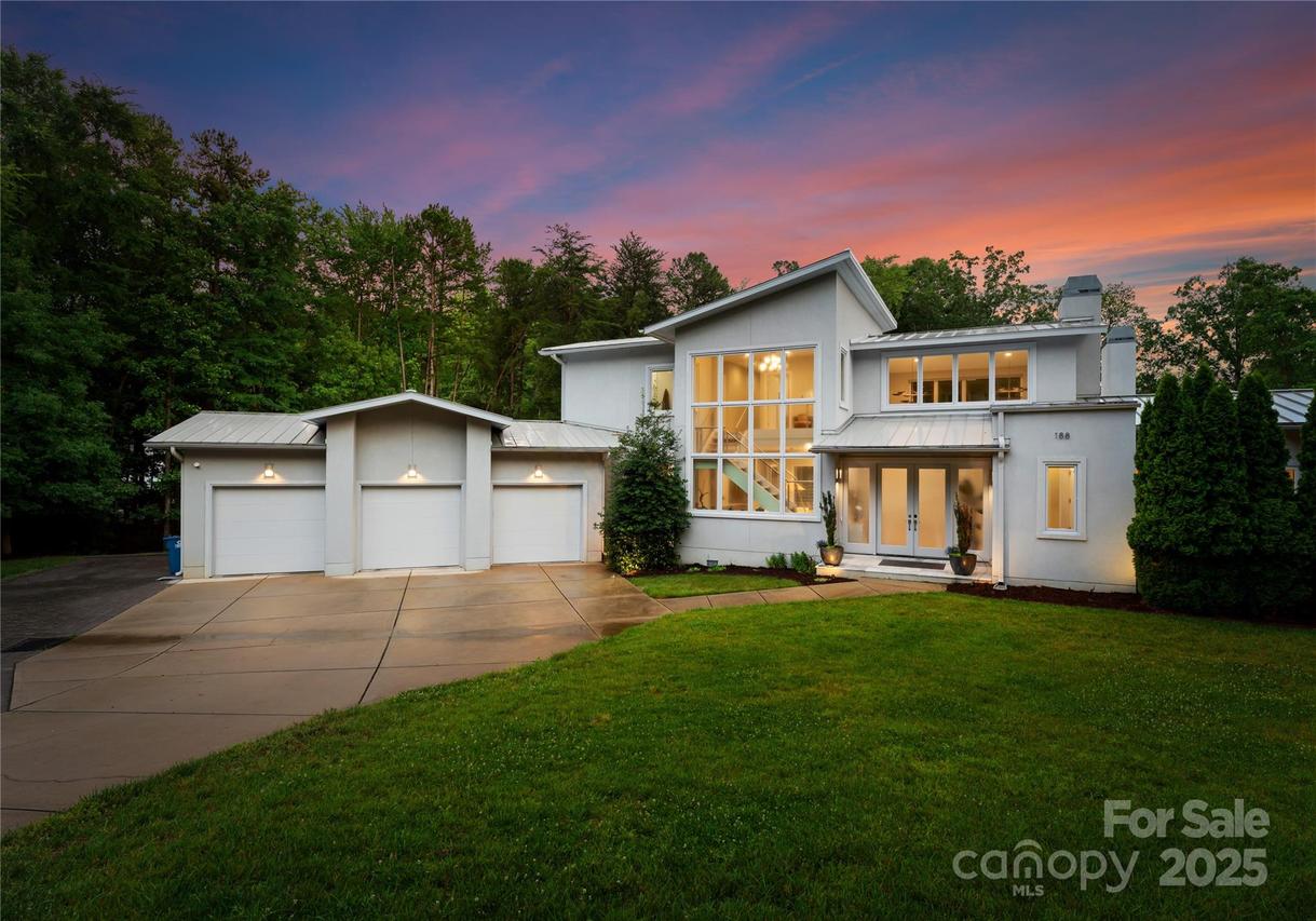 188 Blarney Rd., Mooresville, NC 28117