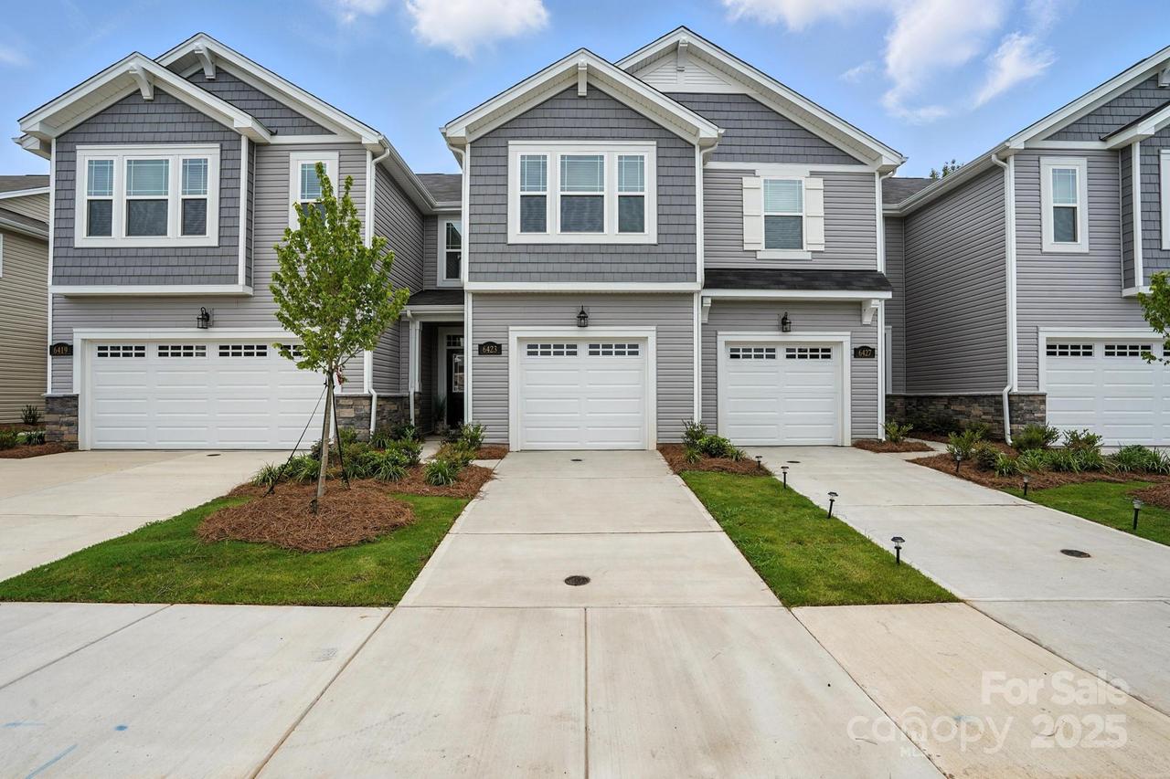 6423 Mallow Crossing Ln., Charlotte, NC 28213