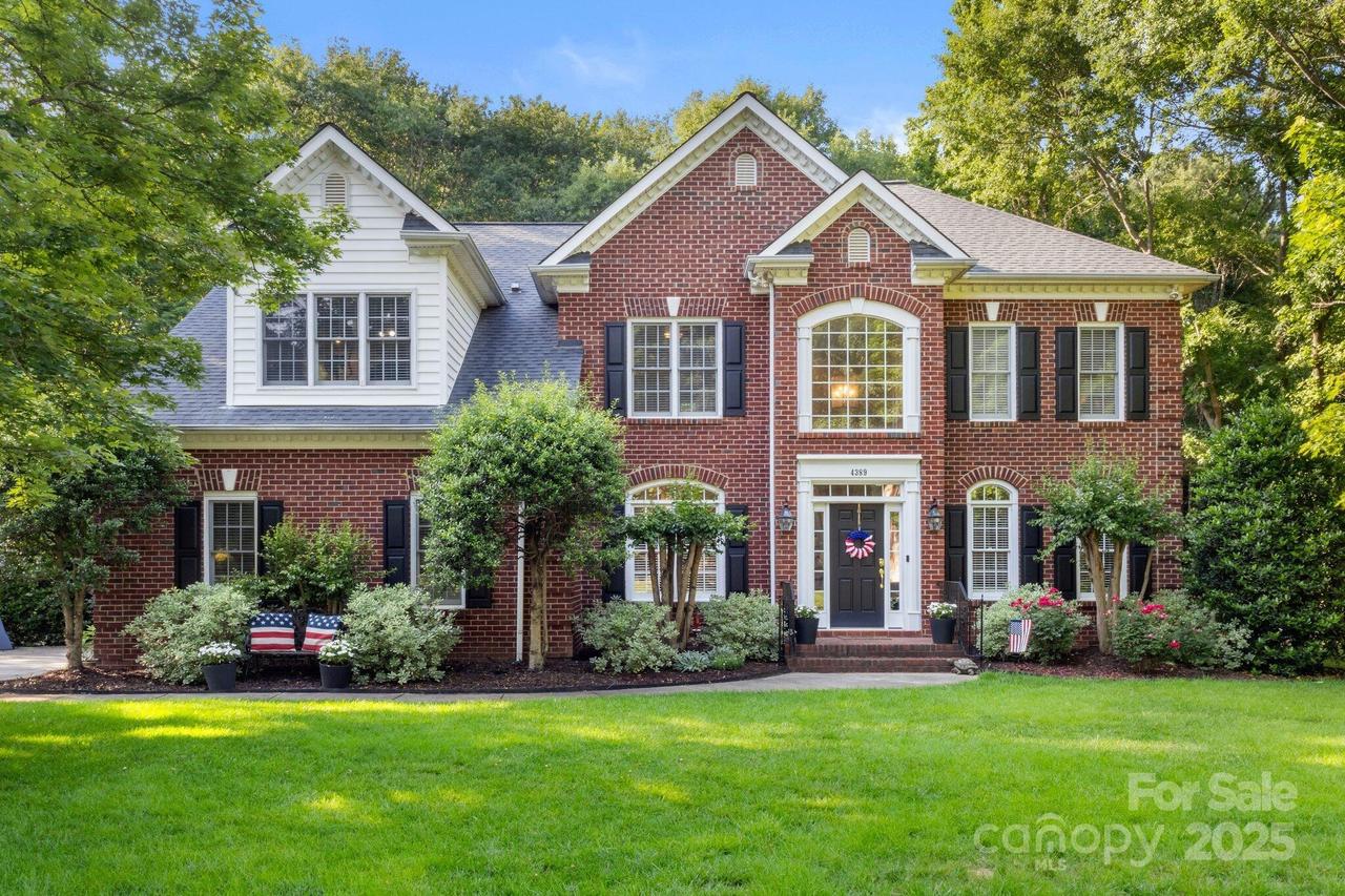 4389 Enchantment Cove Ln., Charlotte, NC 28216