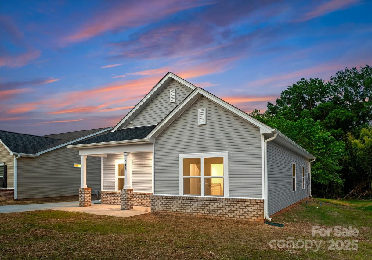 1623 Martin Ave., Gastonia, NC 28052