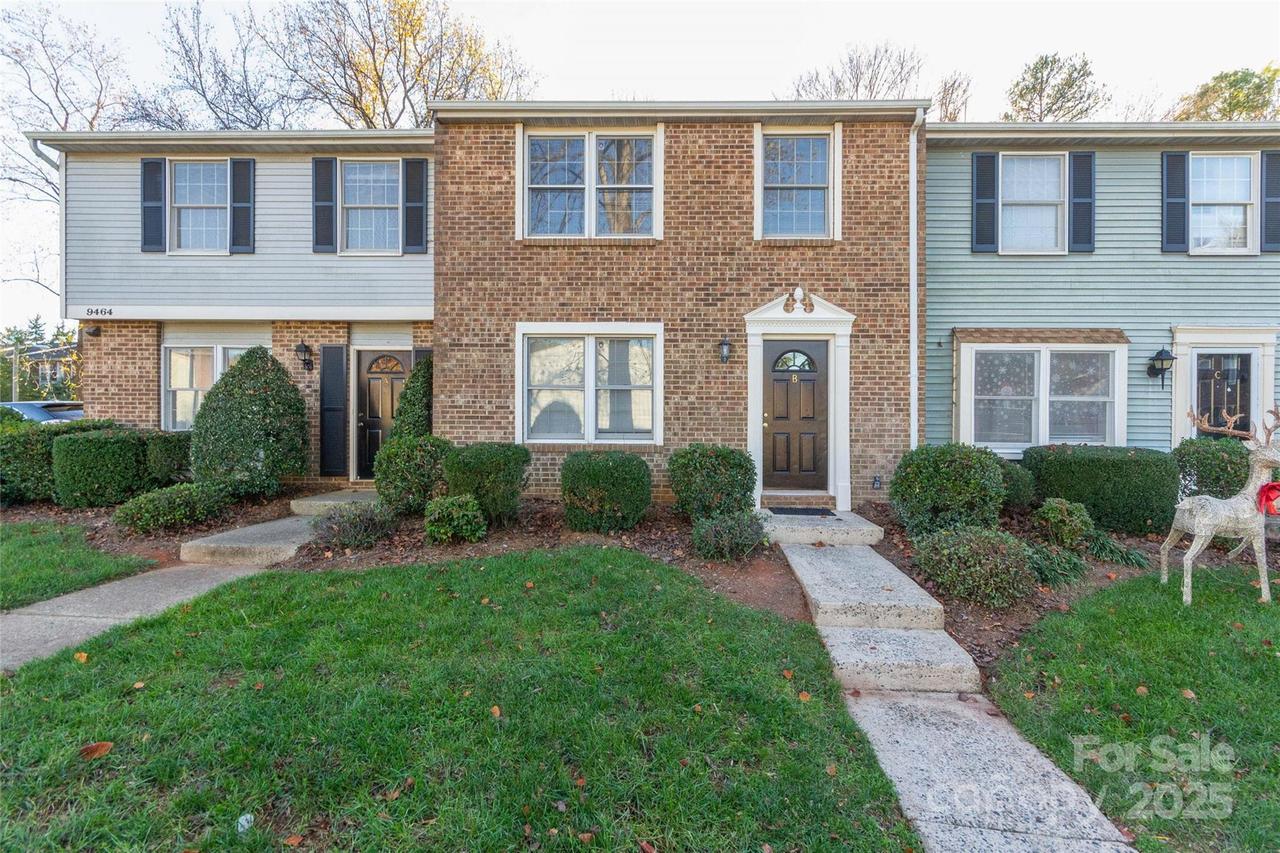 9464 Lexington Cir. #B, Charlotte, NC 28213