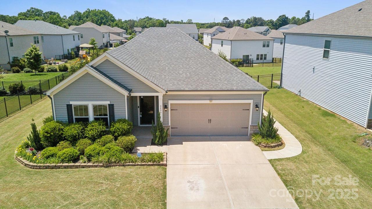 8406 Flint Hill Dr., Charlotte, NC 28273