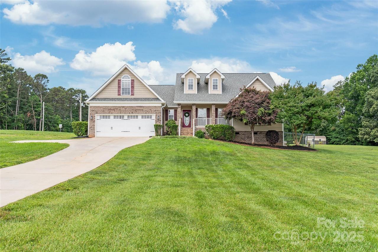 8717 Swift Rd., Oakboro, NC 28129