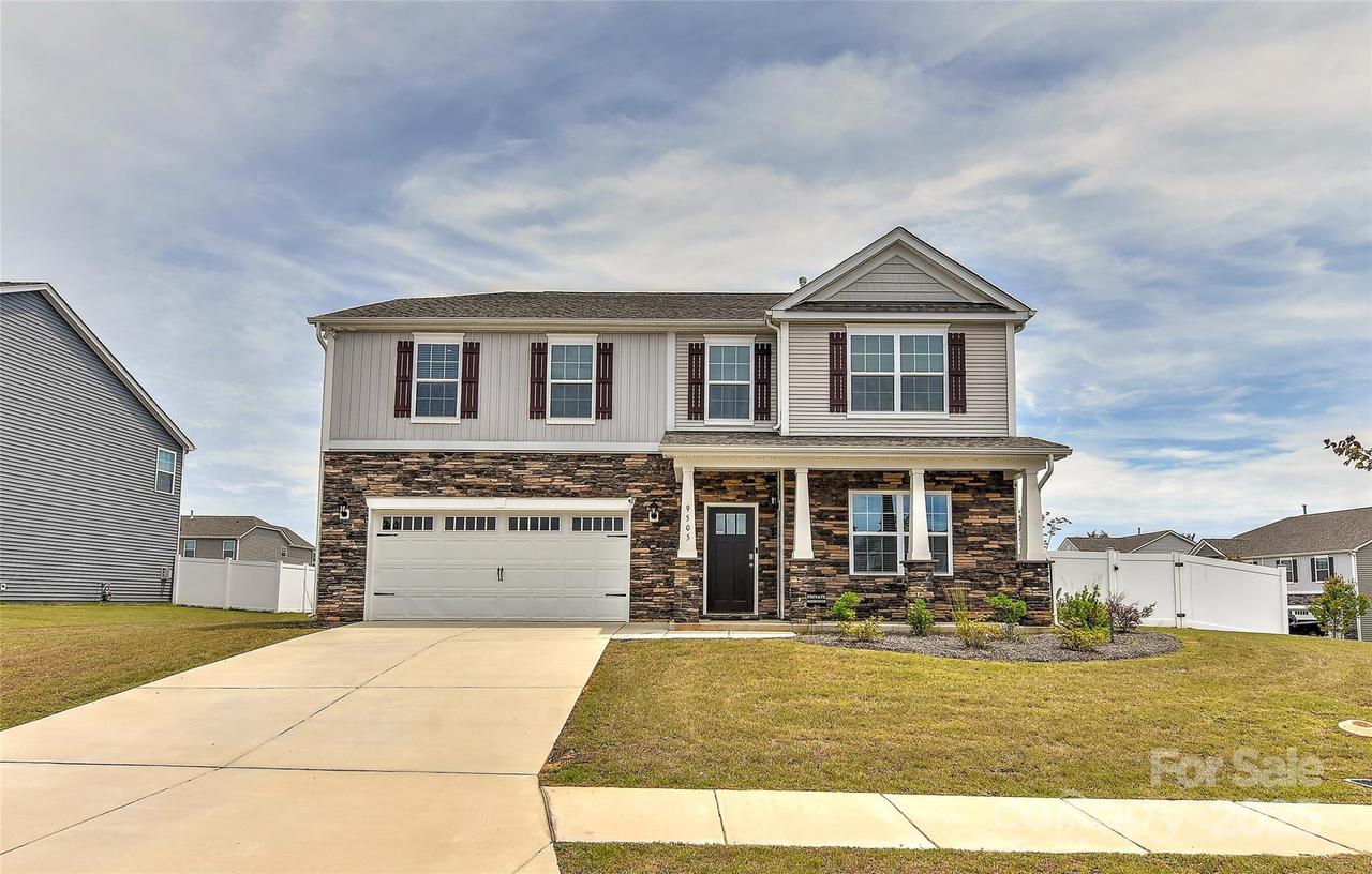 9505 Cotswood Pl., Gastonia, NC 28056