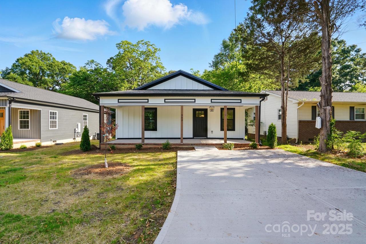 253 Hall Ave., Concord, NC 28027
