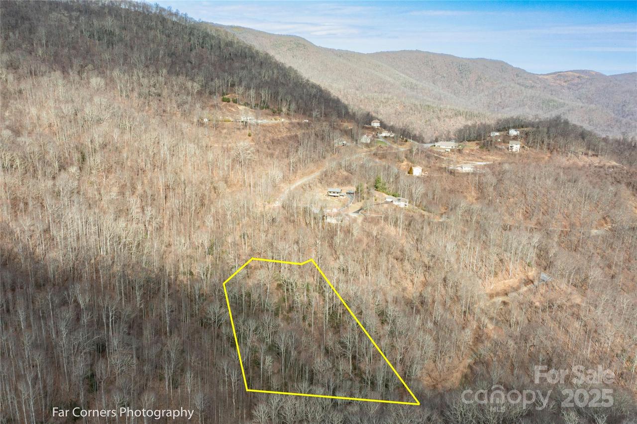 9 Chandra Ln., Clyde, NC 28721