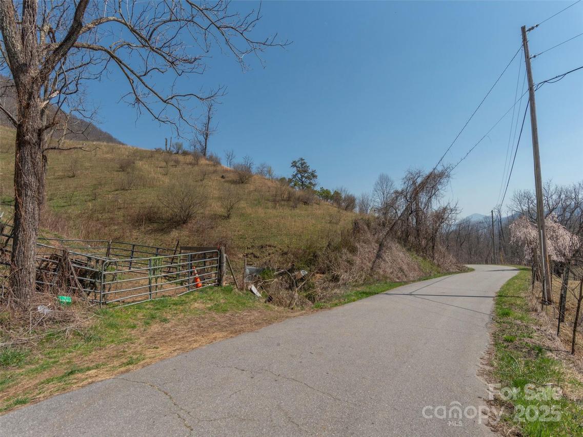 00 Old Pigeon Gap Rd., Waynesville, NC 28786