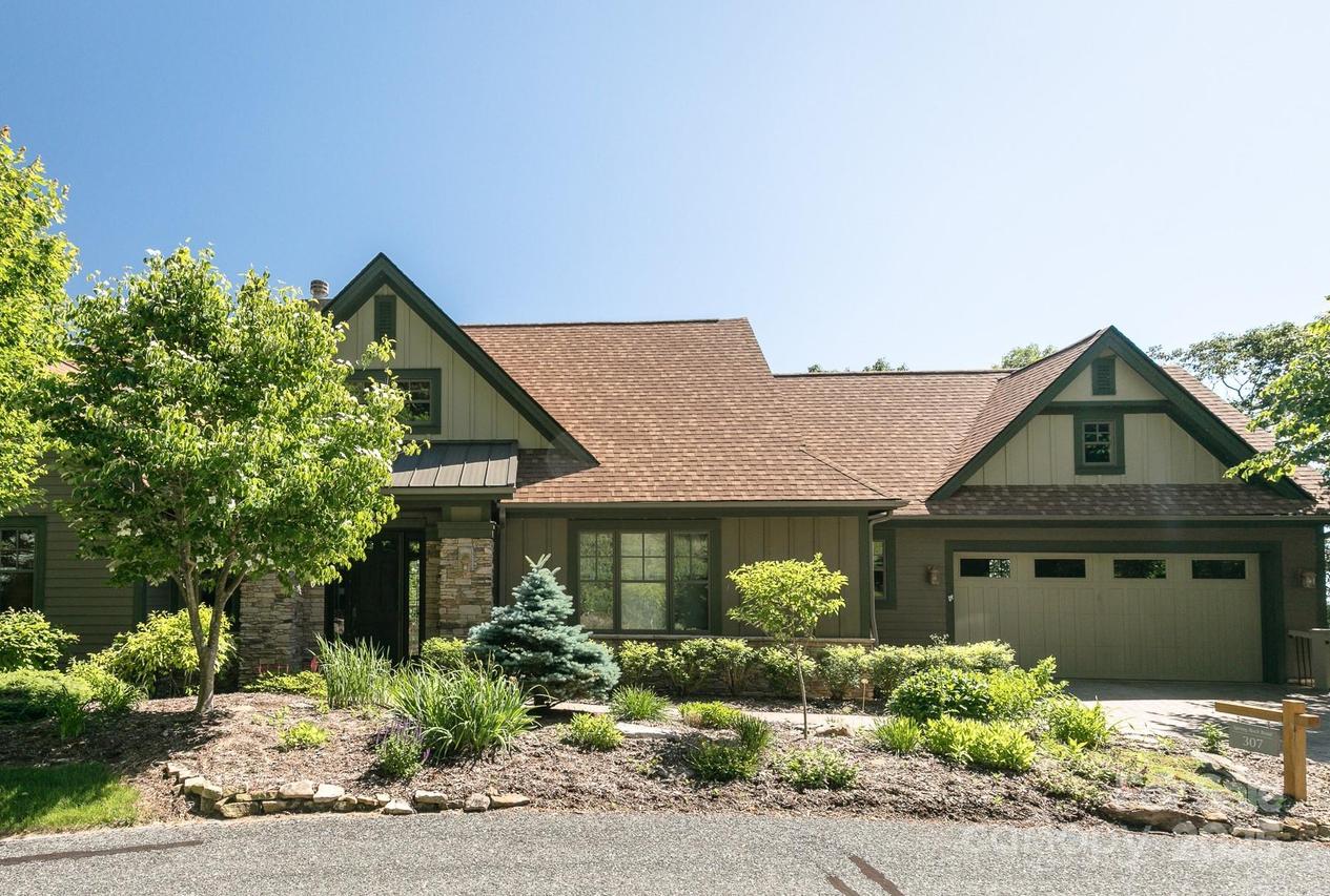 307 Spring Rock Rd., Burnsville, NC 28714