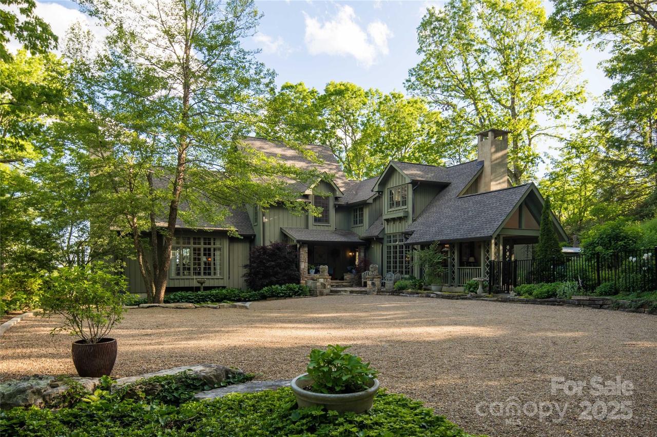 362 Wonderland Tr., Blowing Rock, NC 28605
