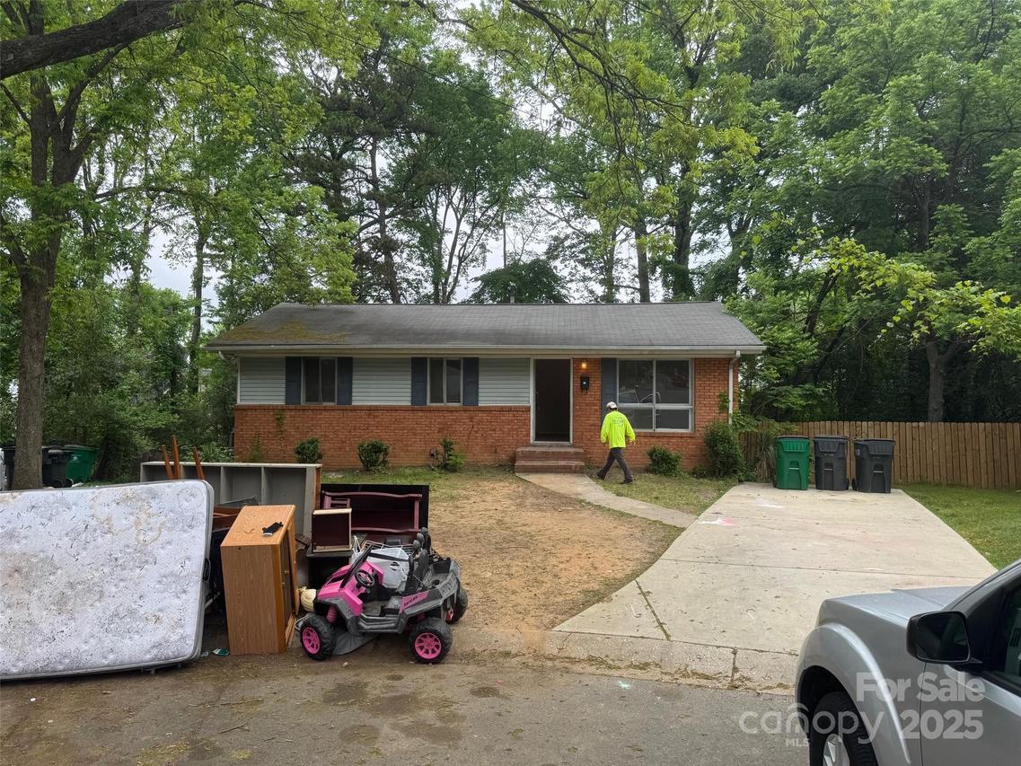 801 Davenport St., Charlotte, NC 28208