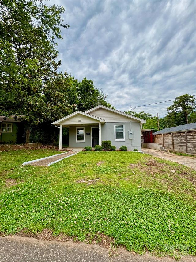 127 Thompson St., Forest City, NC 28043