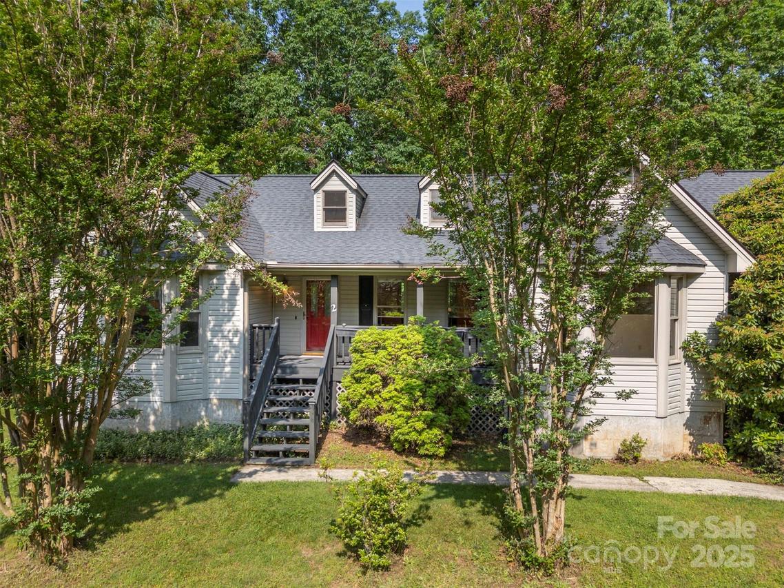 2 Candlestick Dr., Zirconia, NC 28790