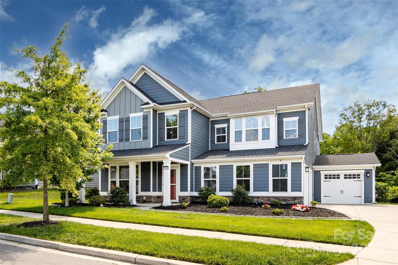 10112 Andres Duany Dr., Huntersville, NC 28078