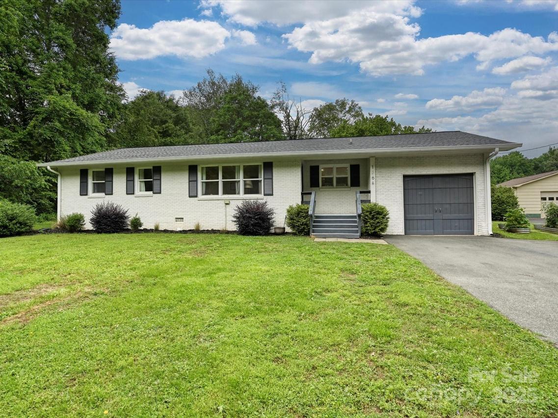 136 Gable Rd., Mooresville, NC 28115