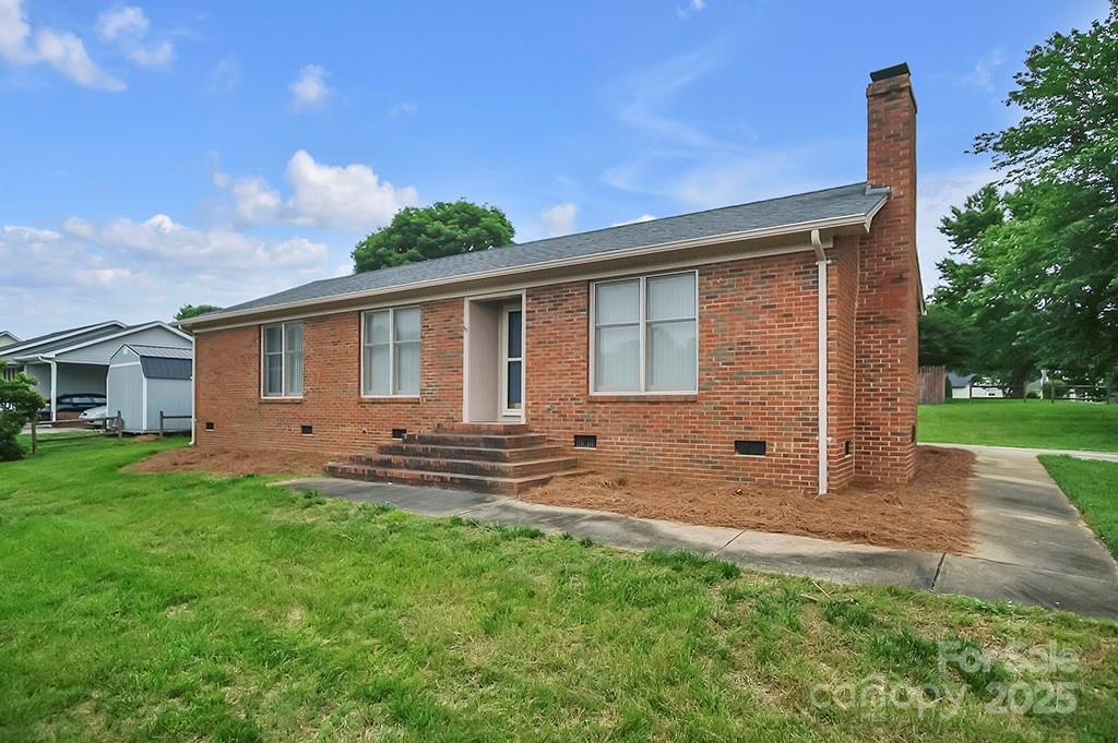 1609 Mcfarland Dr., Shelby, NC 28152