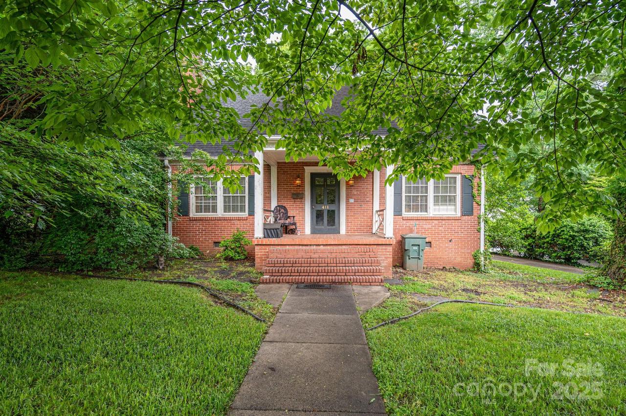 411 Hanna St., Gastonia, NC 28052