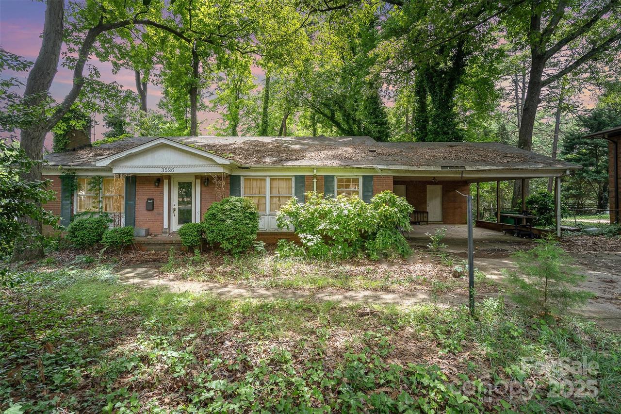 3526 Craig Ave., Charlotte, NC 28211
