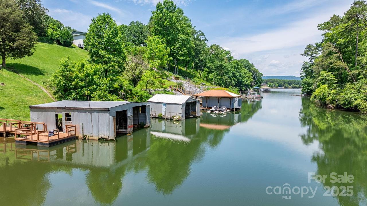 6256 Monford Dr., Conover, NC 28613