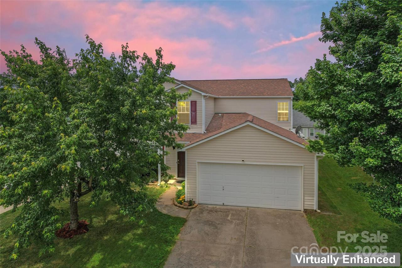 3996 Heather View Ln., Winston Salem, NC 27127