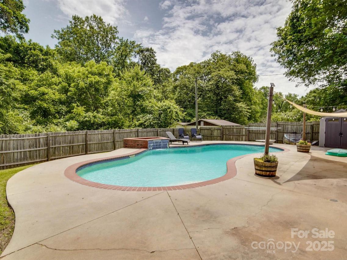 2666 Hill Ln., Gastonia, NC 28054