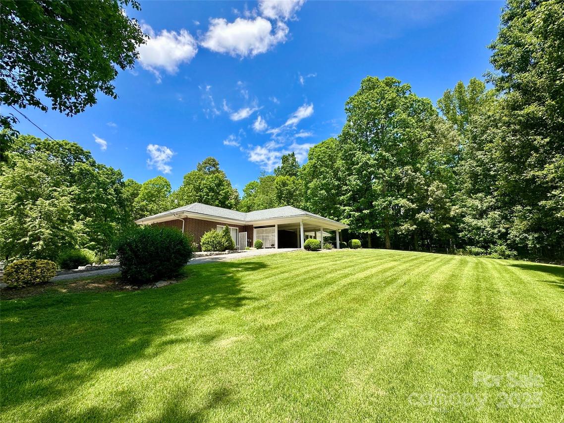 2866 Old Morganton Rd., Lenoir, NC 28645