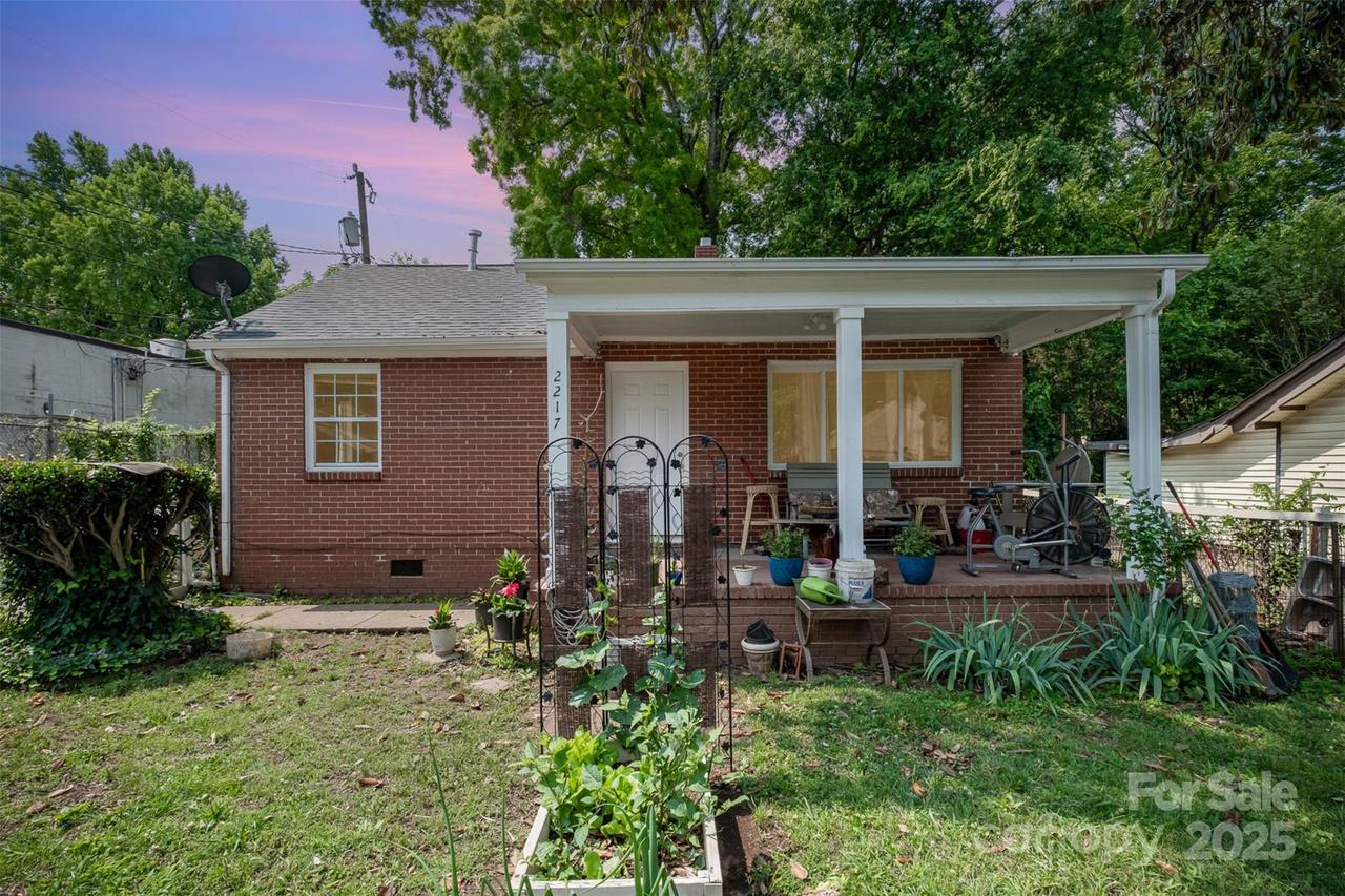 2217 Tate St., Charlotte, NC 28216