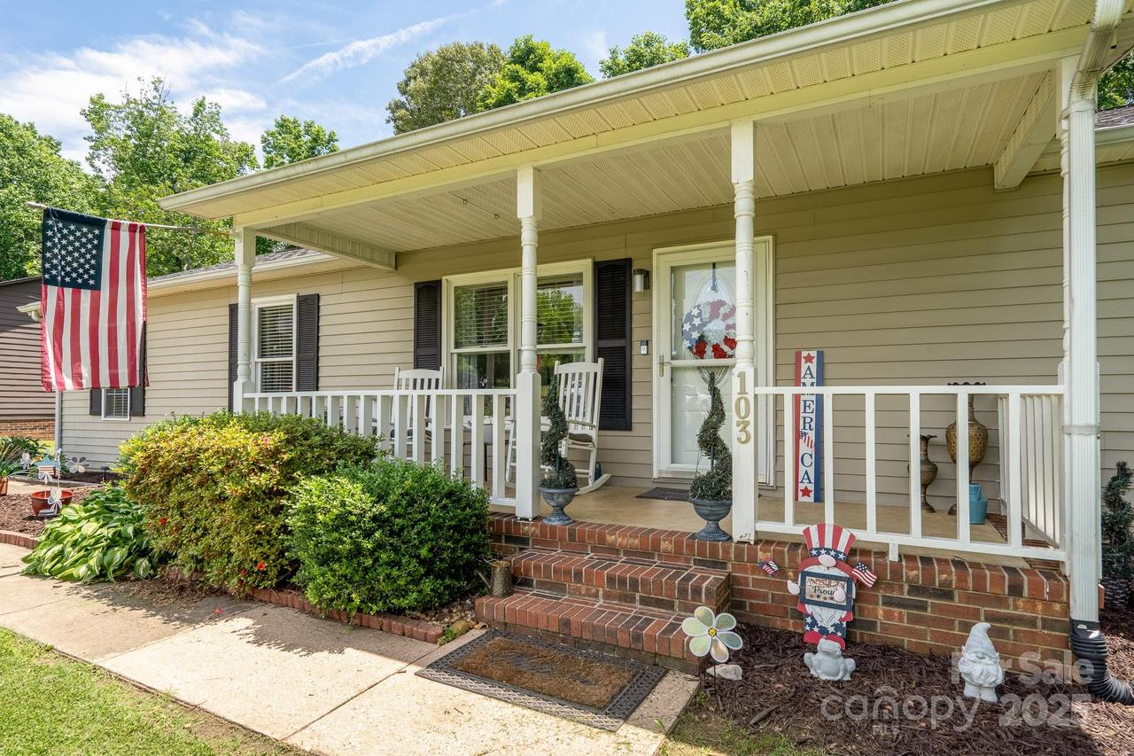 103 Poplar Tr., Rockwell, NC 28138