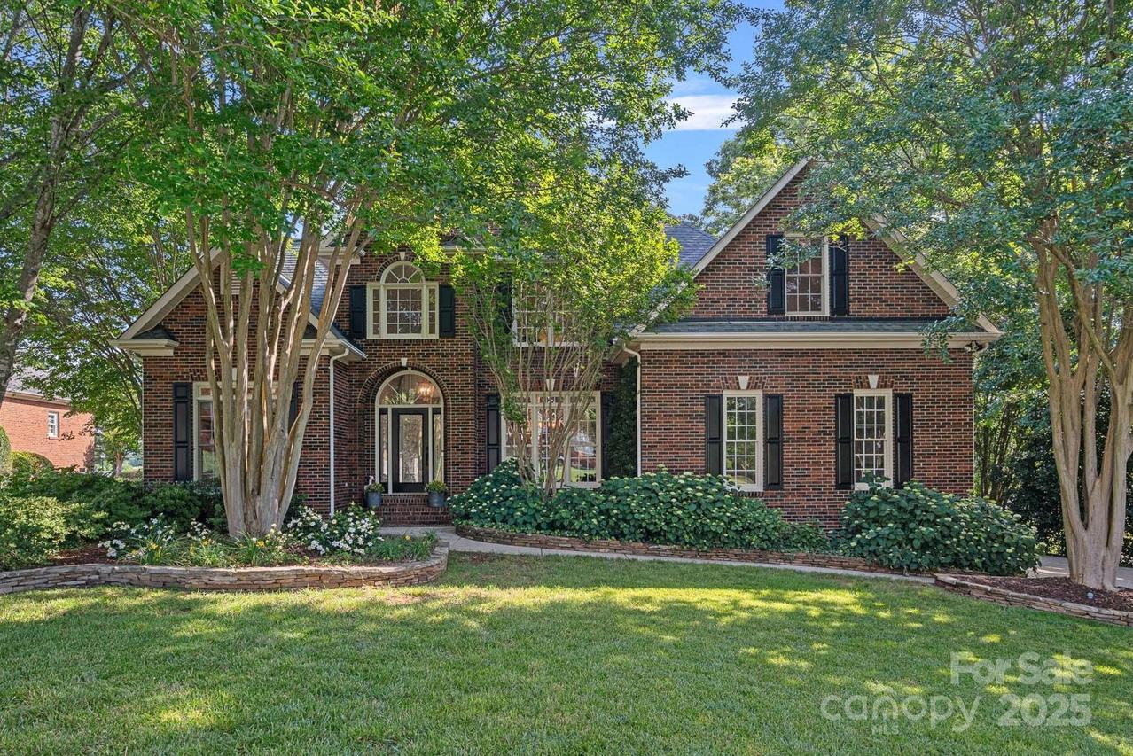 3506 Cardiff Ln., Matthews, NC 28104