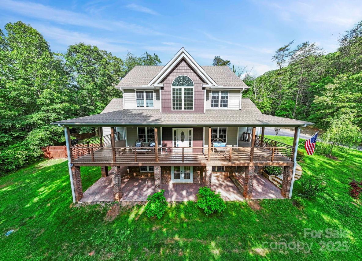 21 Hope Rd., Weaverville, NC 28787