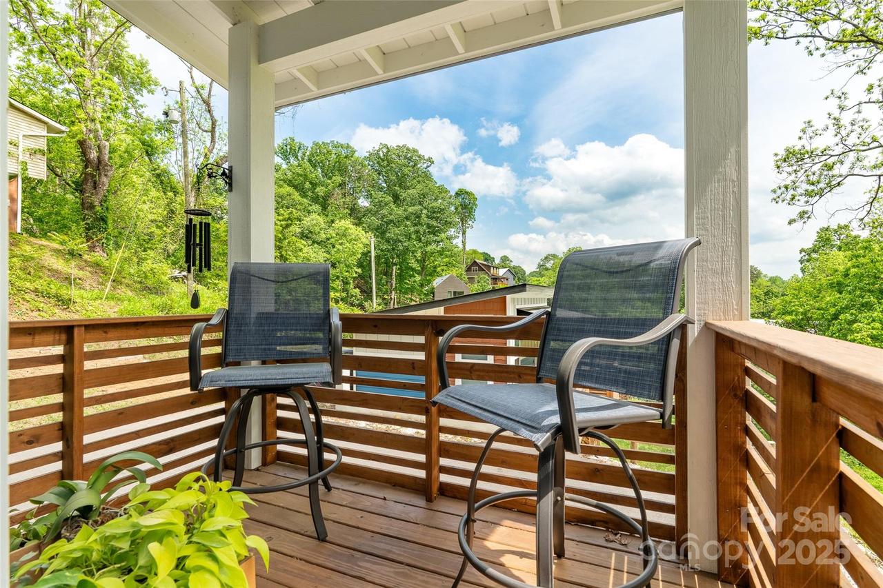 109 Thurland Ave., Asheville, NC 28803