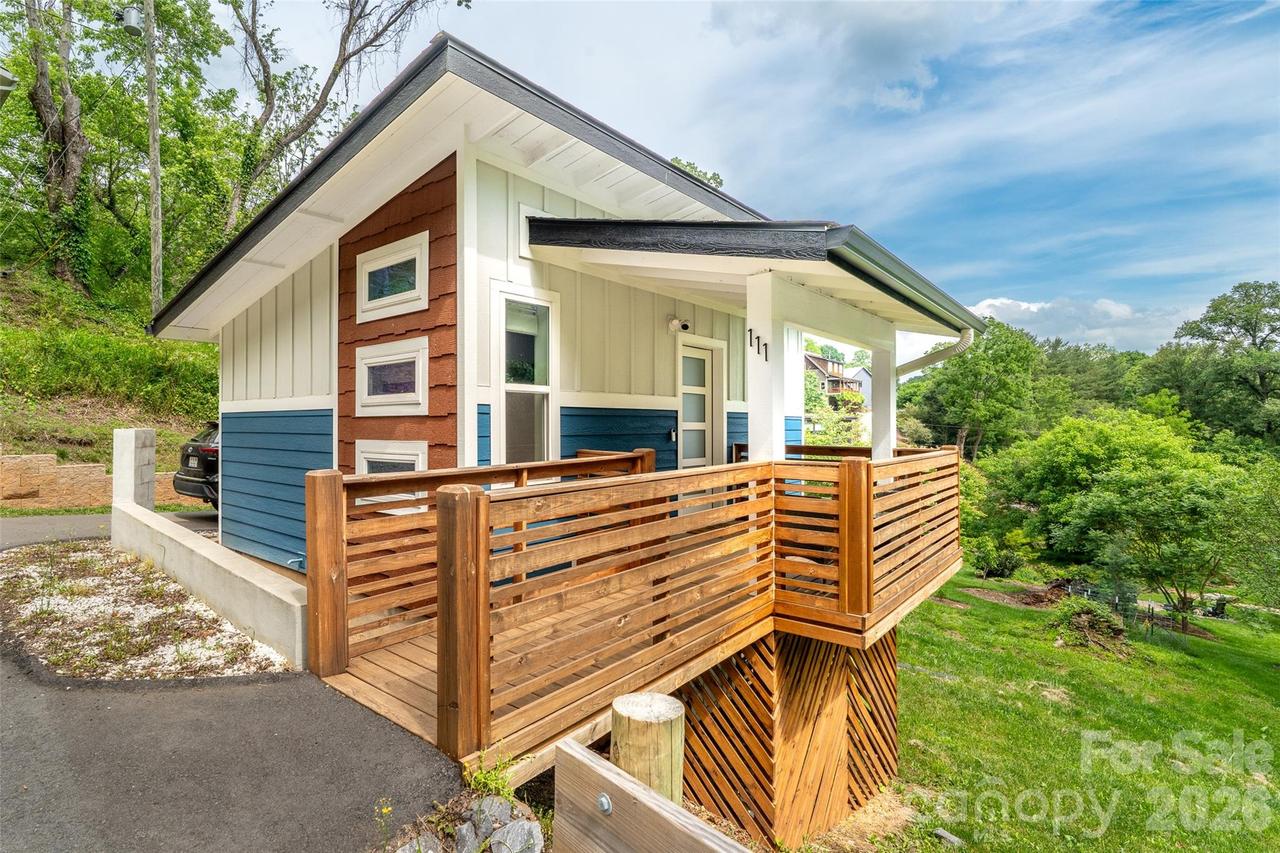 109 Thurland Ave., Asheville, NC 28803