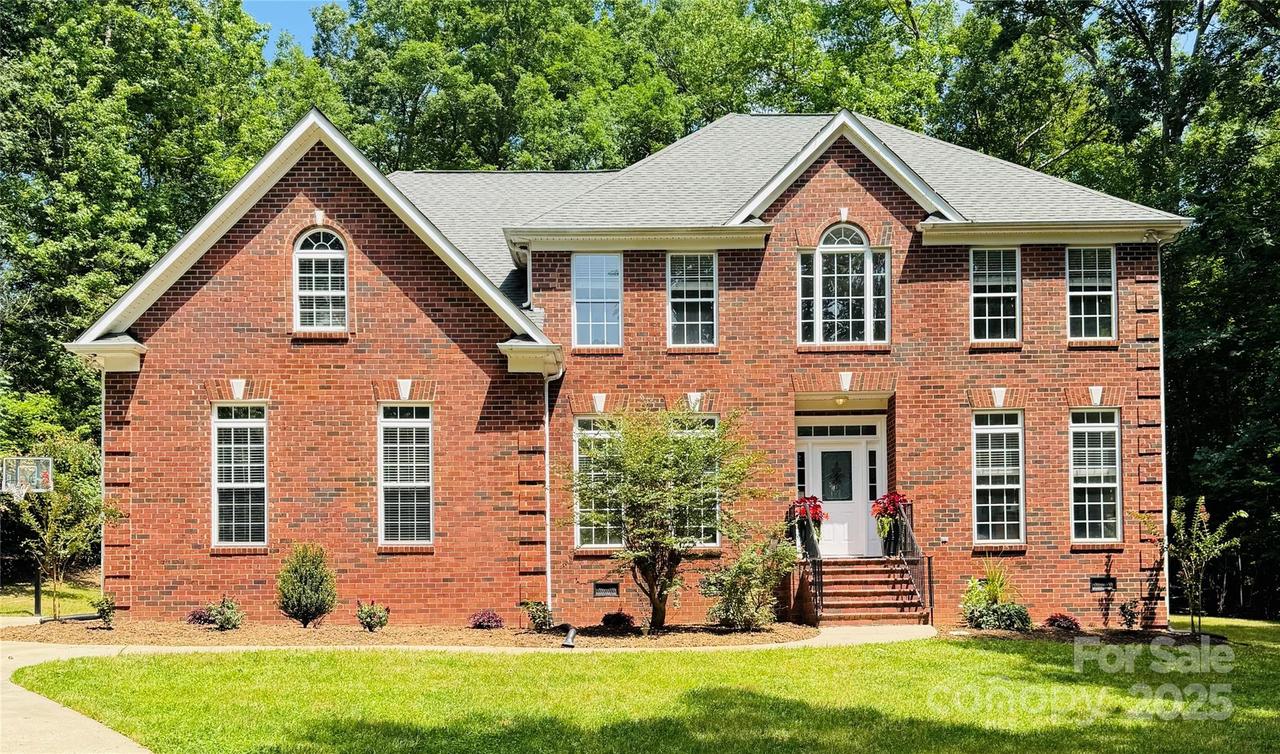 763 Evans Manor Dr., Weddington, NC 28104