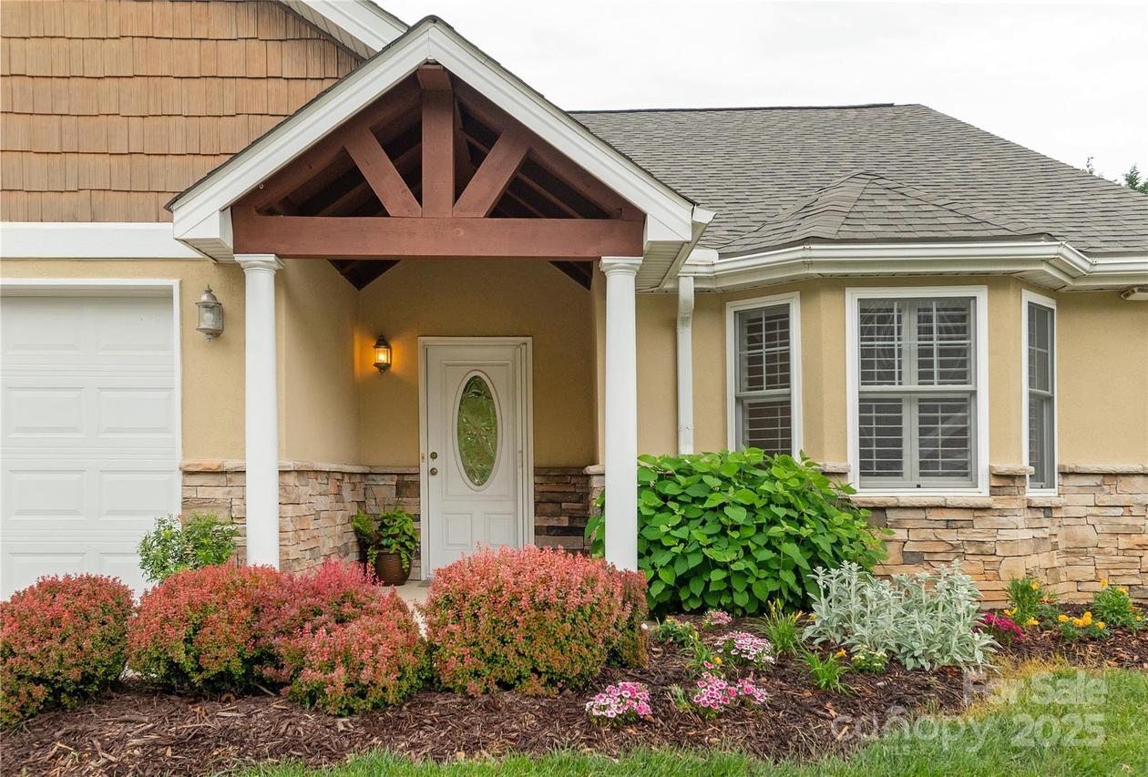 62 Denali Ln., Waynesville, NC 28786