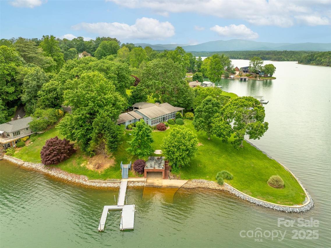 6345 N Shore Dr., Nebo, NC 28761