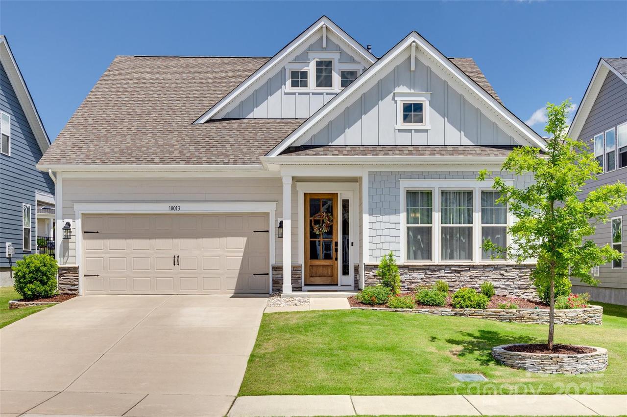 18013 Grey Mossrun Dr., Charlotte, NC 28278