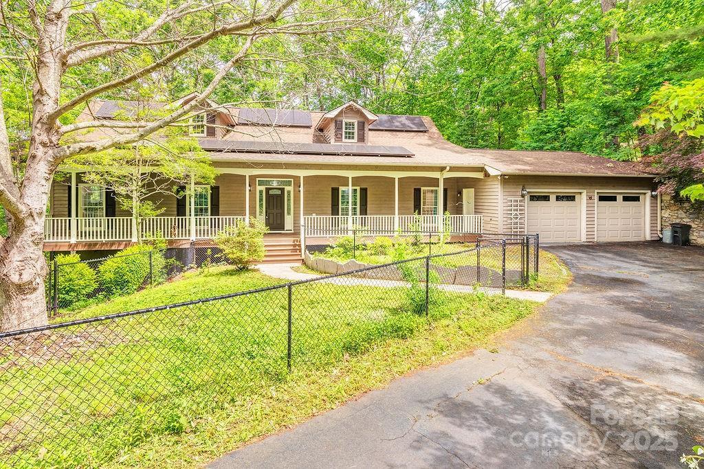 111 Sunny Ridge Dr., Asheville, NC 28804