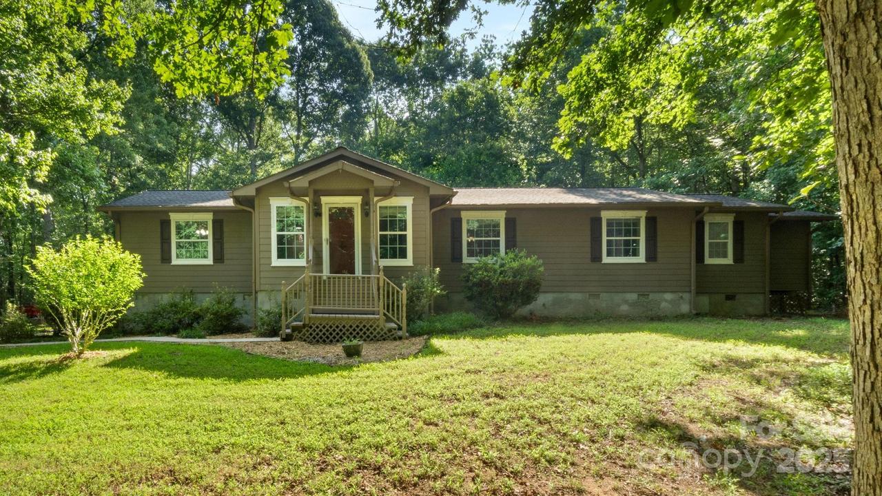 8321 Walkup Rd., Waxhaw, NC 28173