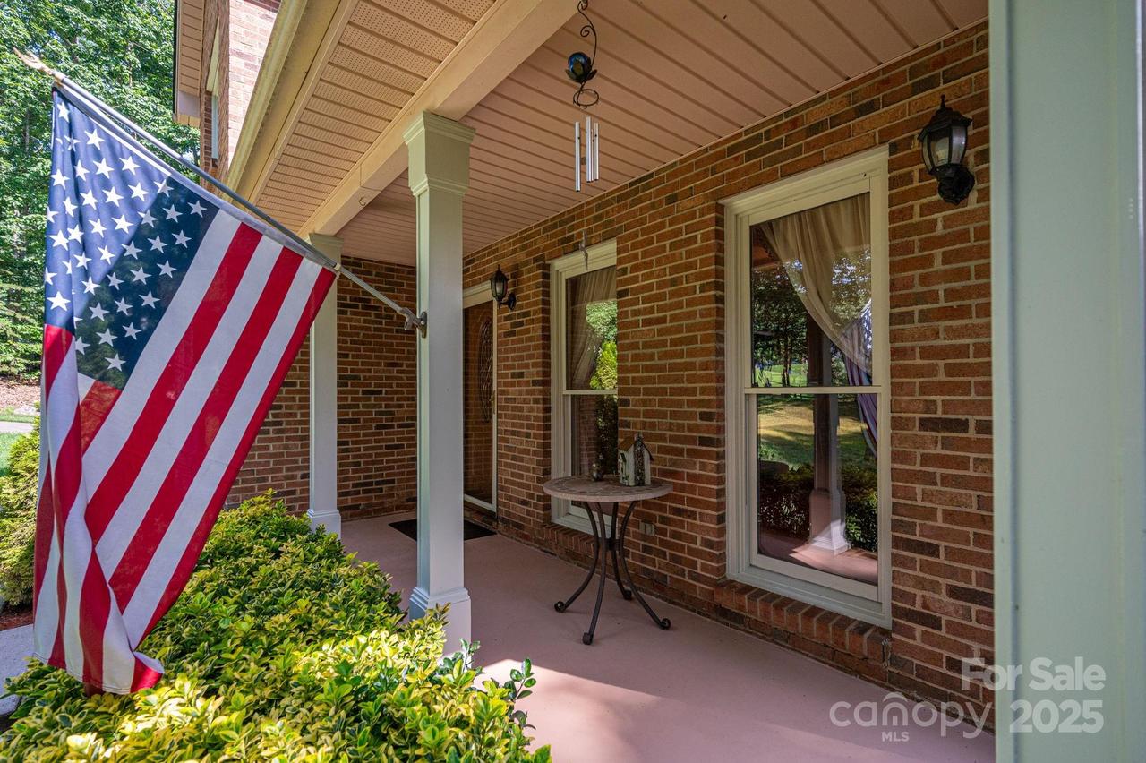 3513 Briarcliff Acres Dr., Lincolnton, NC 28092