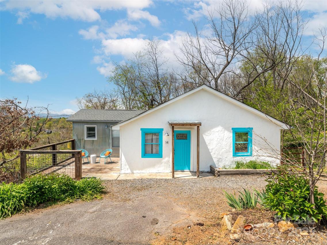 14 View St., Asheville, NC 28804
