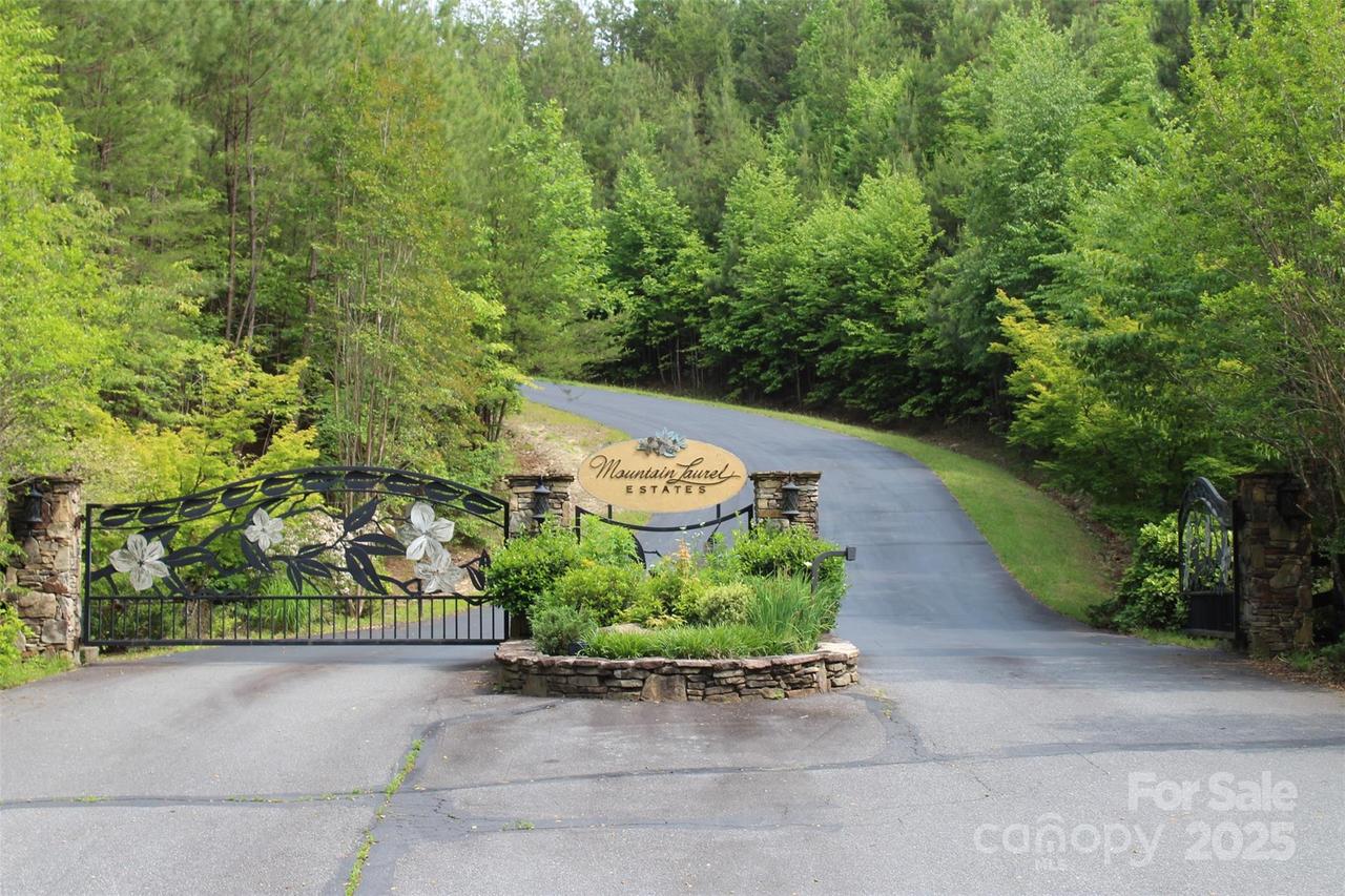 Lot 27 S Cross Creek Tr. #27, Mill Spring, NC 28756