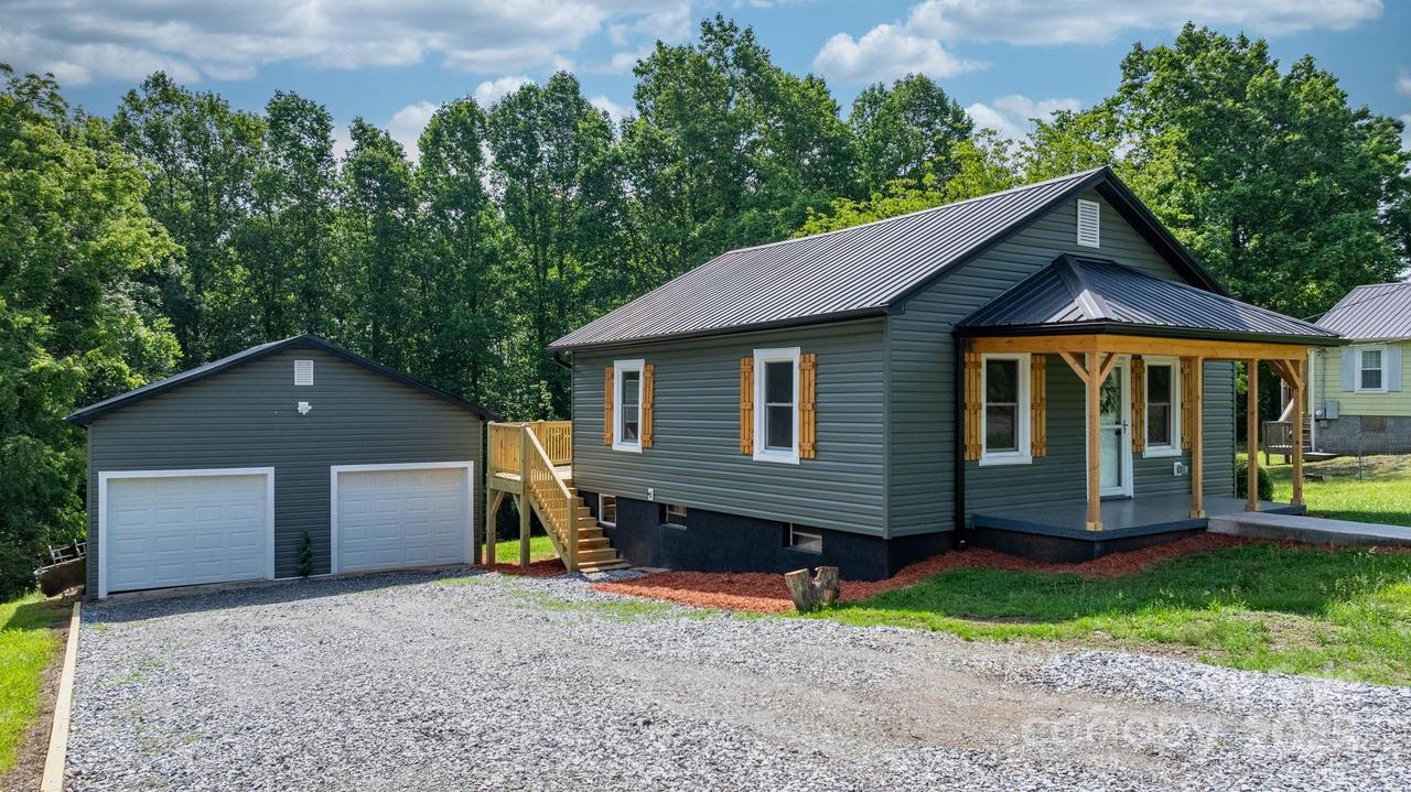 116 Hill St., Morganton, NC 28655