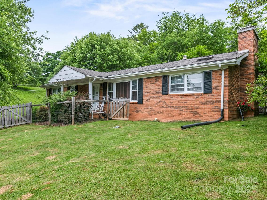 86 Hawk Haven Cove, Waynesville, NC 28786