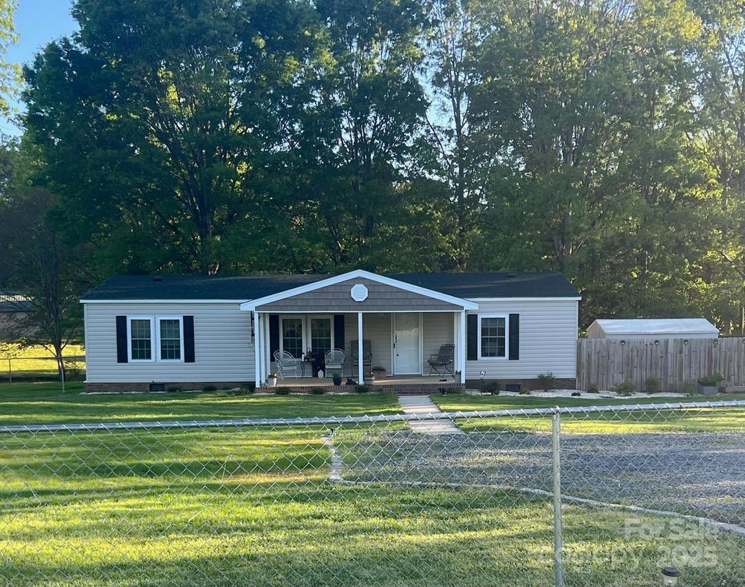 2291 Howell Rd., Midland, NC 28107