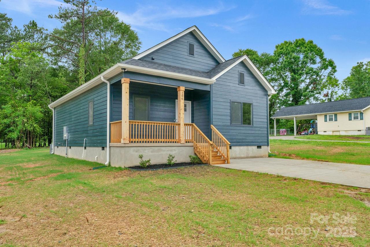 105 Churchill Dr., Kings Mountain, NC 28086