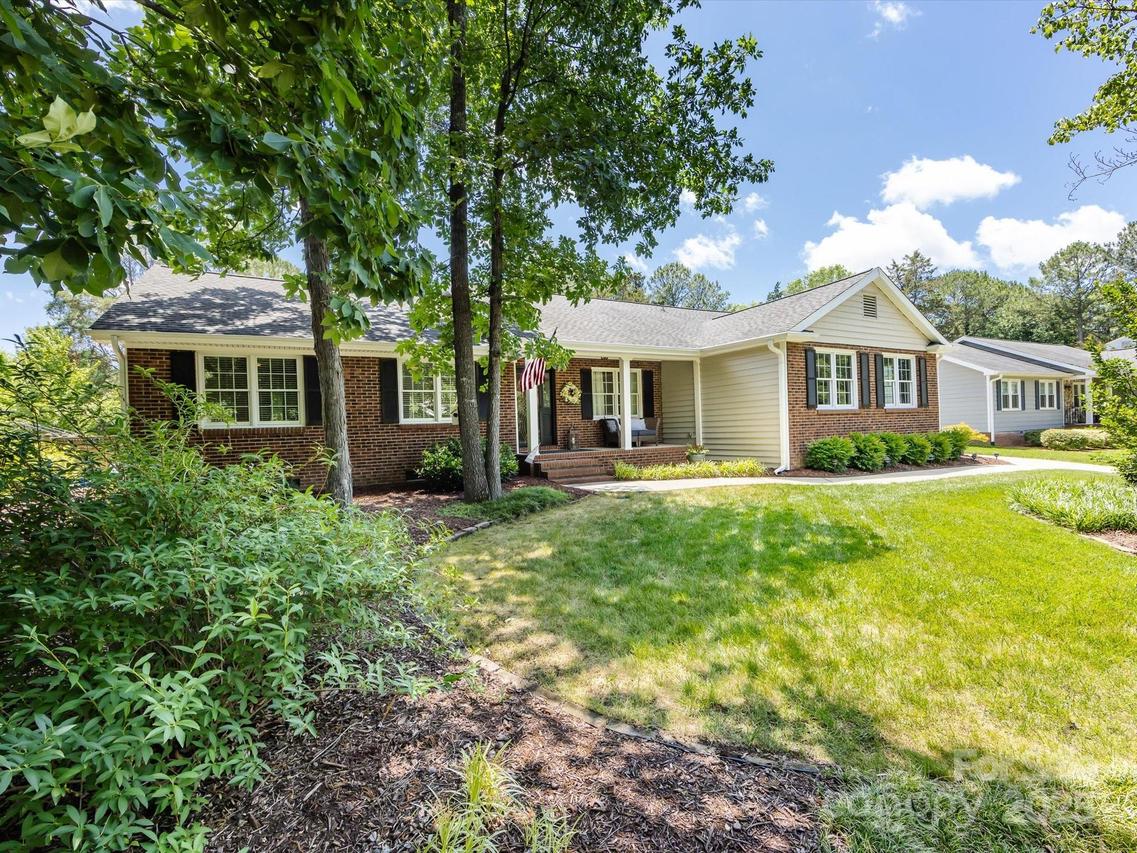 4925 Cedar Forest Dr., Charlotte, NC 28226