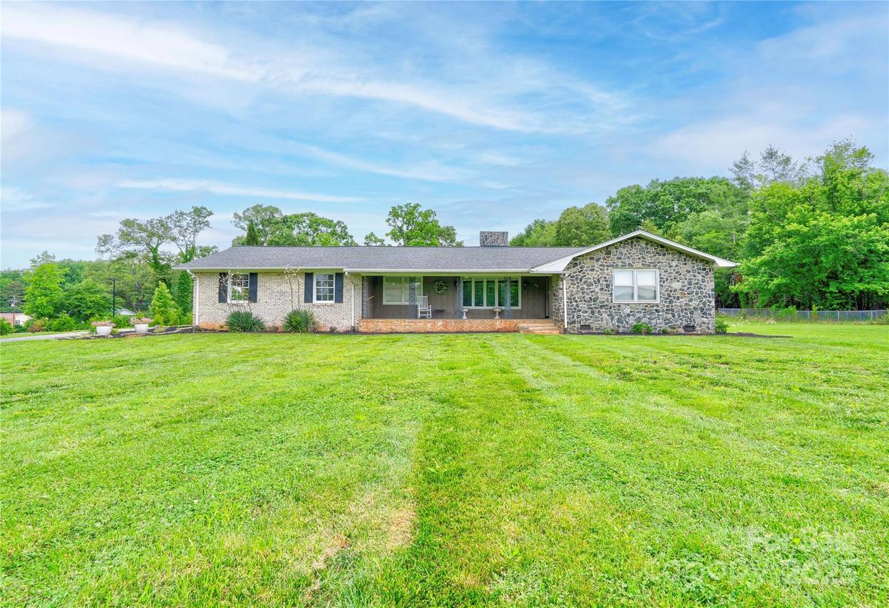 111 Gordon Ave., Shelby, NC 28152