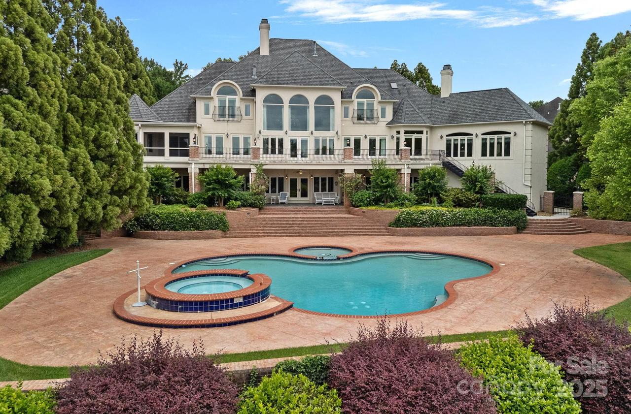 8800 Covey Rise Ct., Charlotte, NC 28226