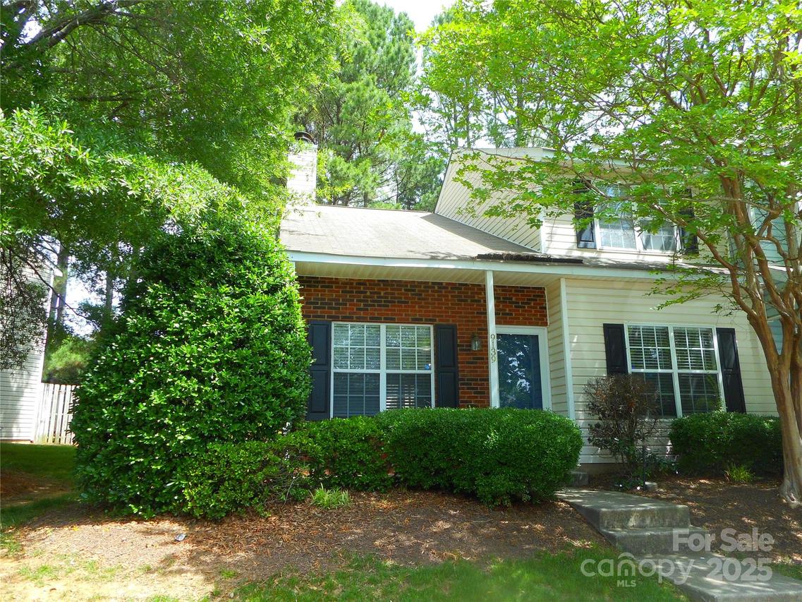 9139 Charminster Ct., Charlotte, NC 28269