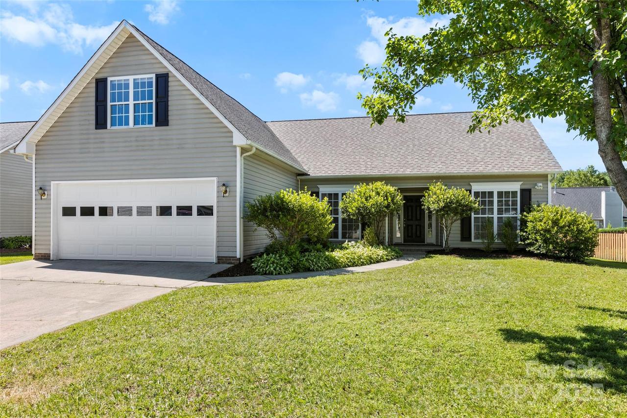 370 Running Briar Rd., Fletcher, NC 28732